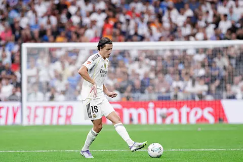 كاريراس.. قطعة أساسية لا غنى عنها لتشابي ألونسو في ريال مدريد